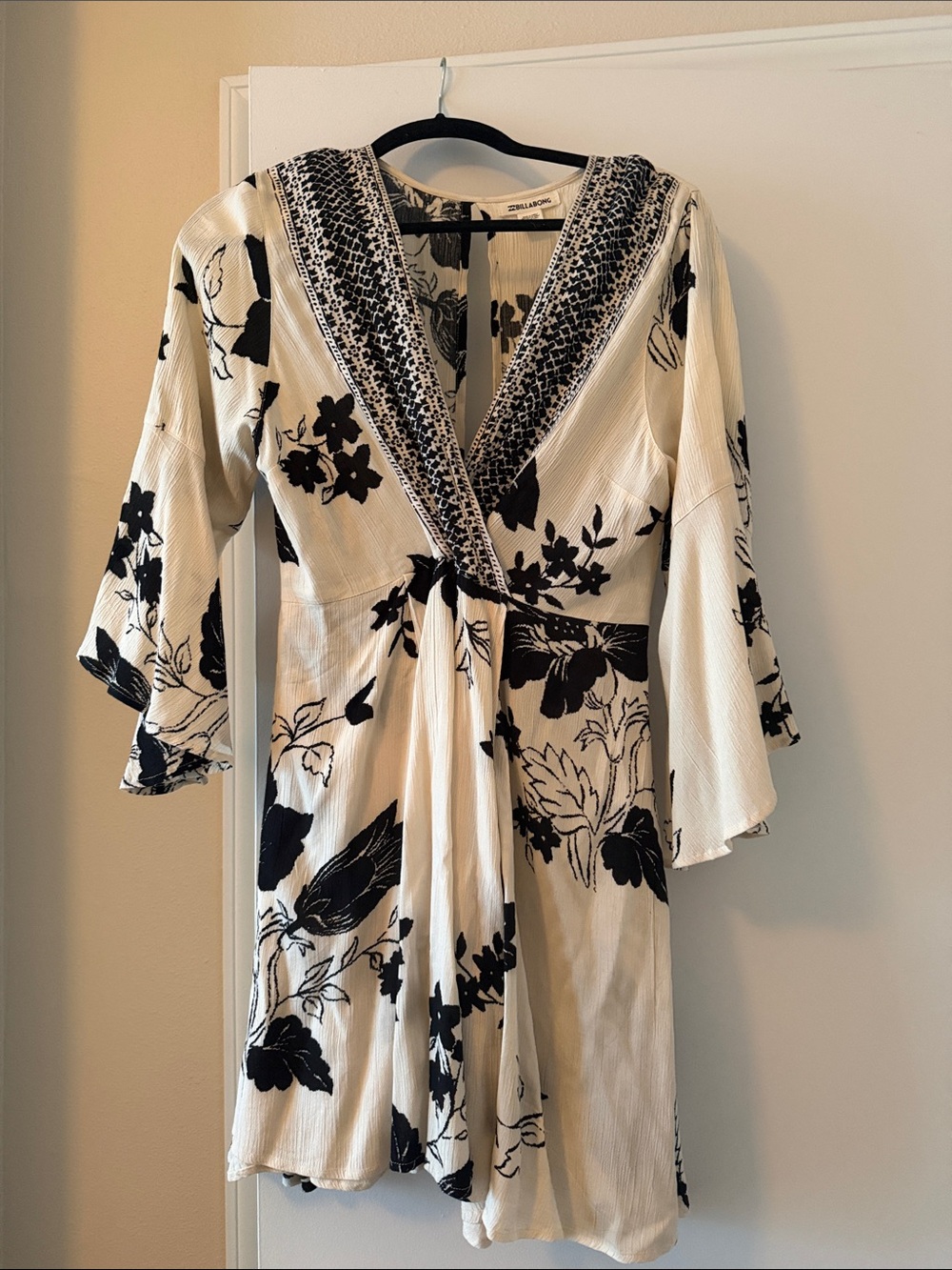 Billabong White and Black Floral Wrap Dress